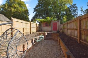 Photo 16- click for photo gallery